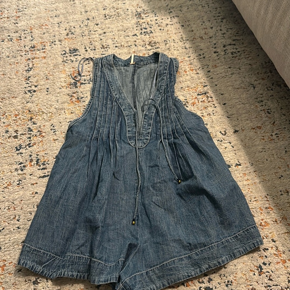 Free People denim Jumper size Medium